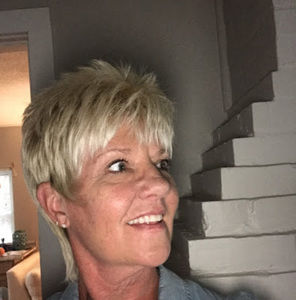 Meet your Posher, Beverly